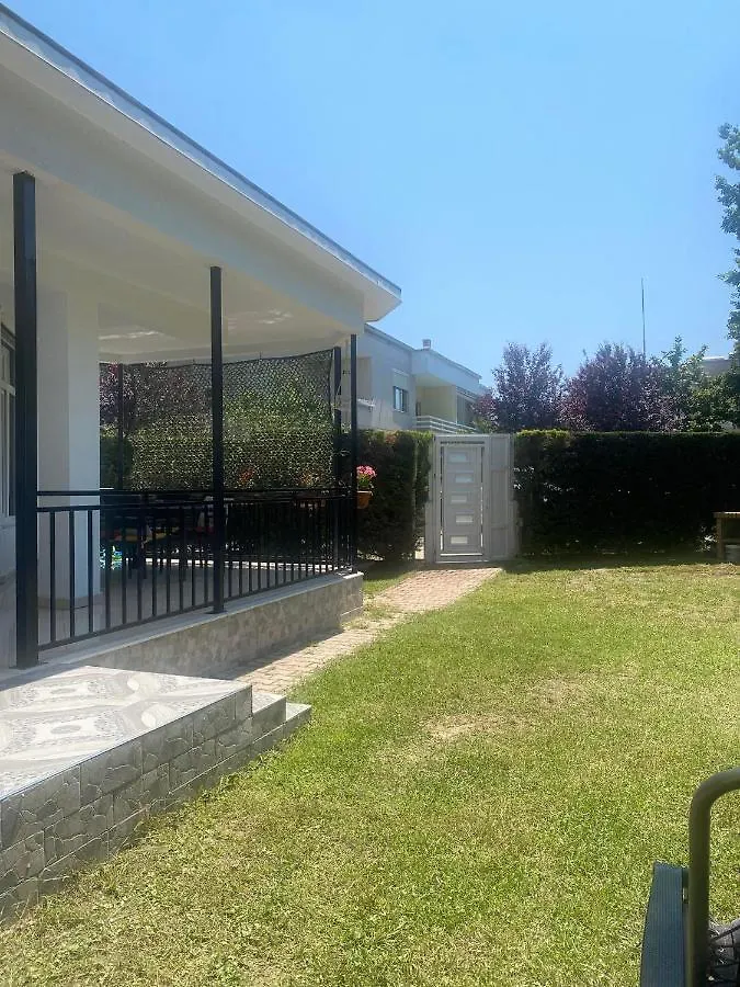 Durres 2-Beds Garden Parking 100M To Beach Albánie