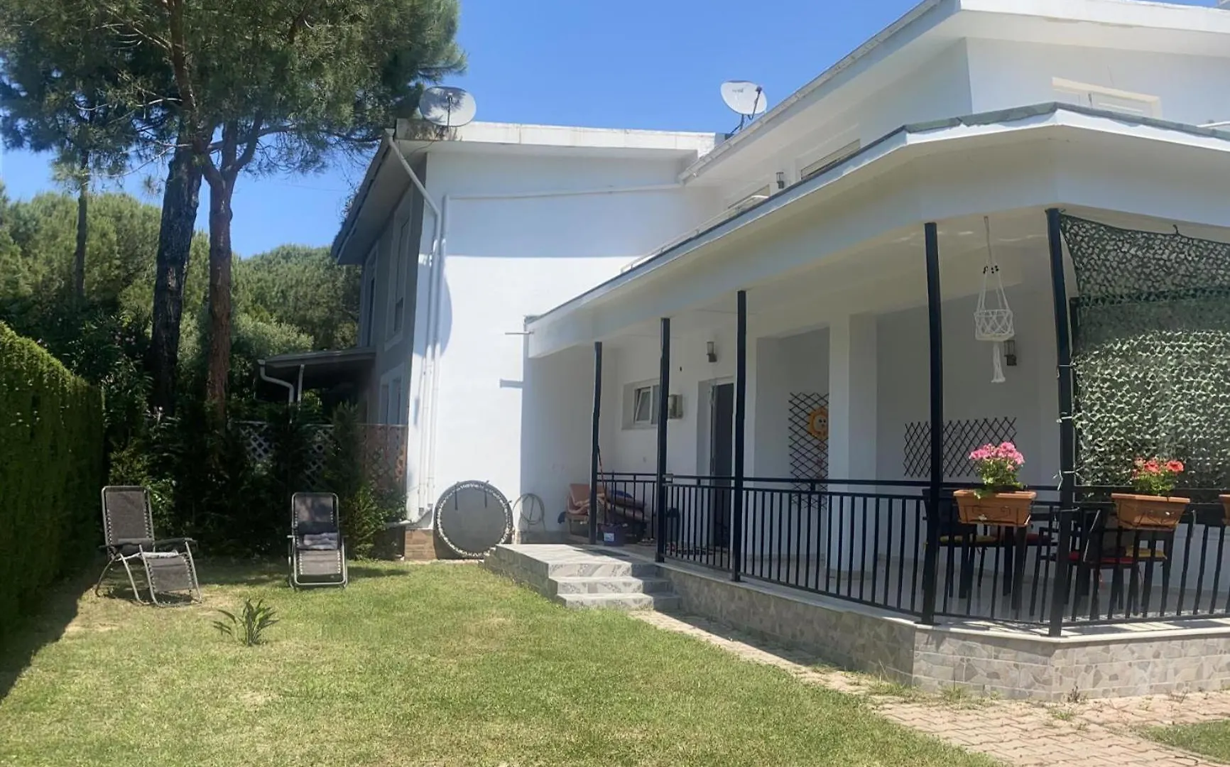 Durres 2-Beds Garden Parking 100M To Beach
